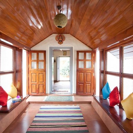 Sardar Bahadur's Heritage Bungalow Estate Stay Napoklu Bagian luar foto