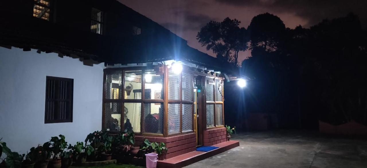 Sardar Bahadur's Heritage Bungalow Estate Stay Napoklu Bagian luar foto