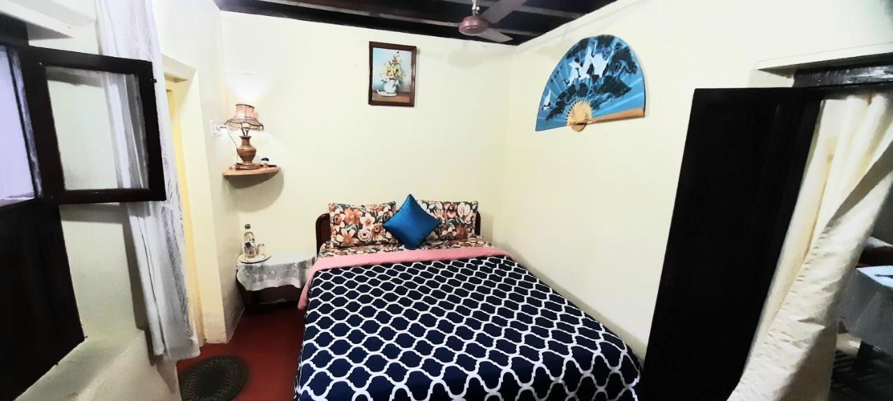 Sardar Bahadur's Heritage Bungalow Estate Stay Napoklu Bagian luar foto